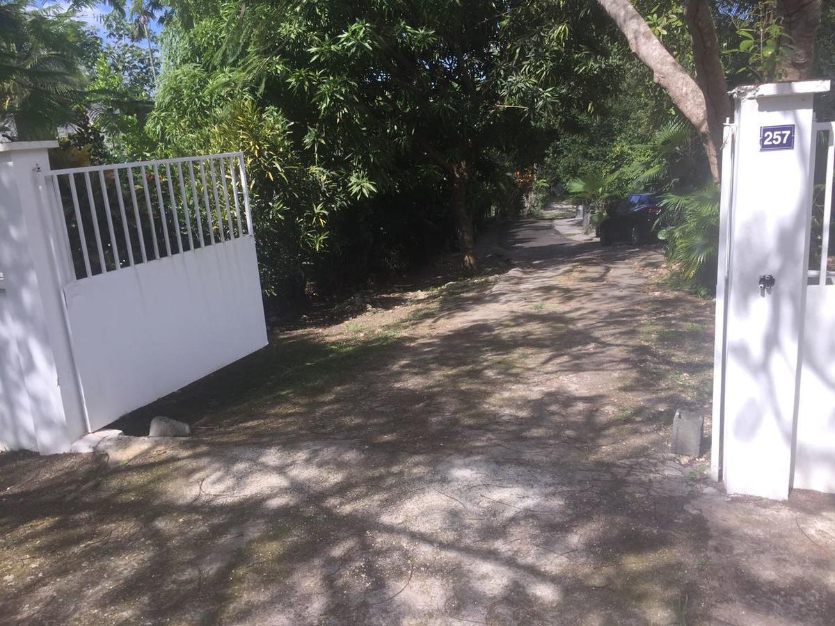 Location Bas De Maison Hotell Sainte-Anne  Exteriör bild